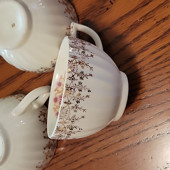 VTG TEA SET AND DESSERT DISH - Picture 9 of 17
